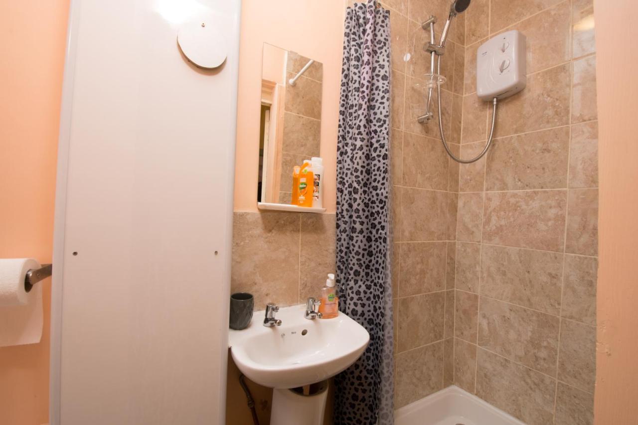 7 Bedroom Townhouse Holiday home *