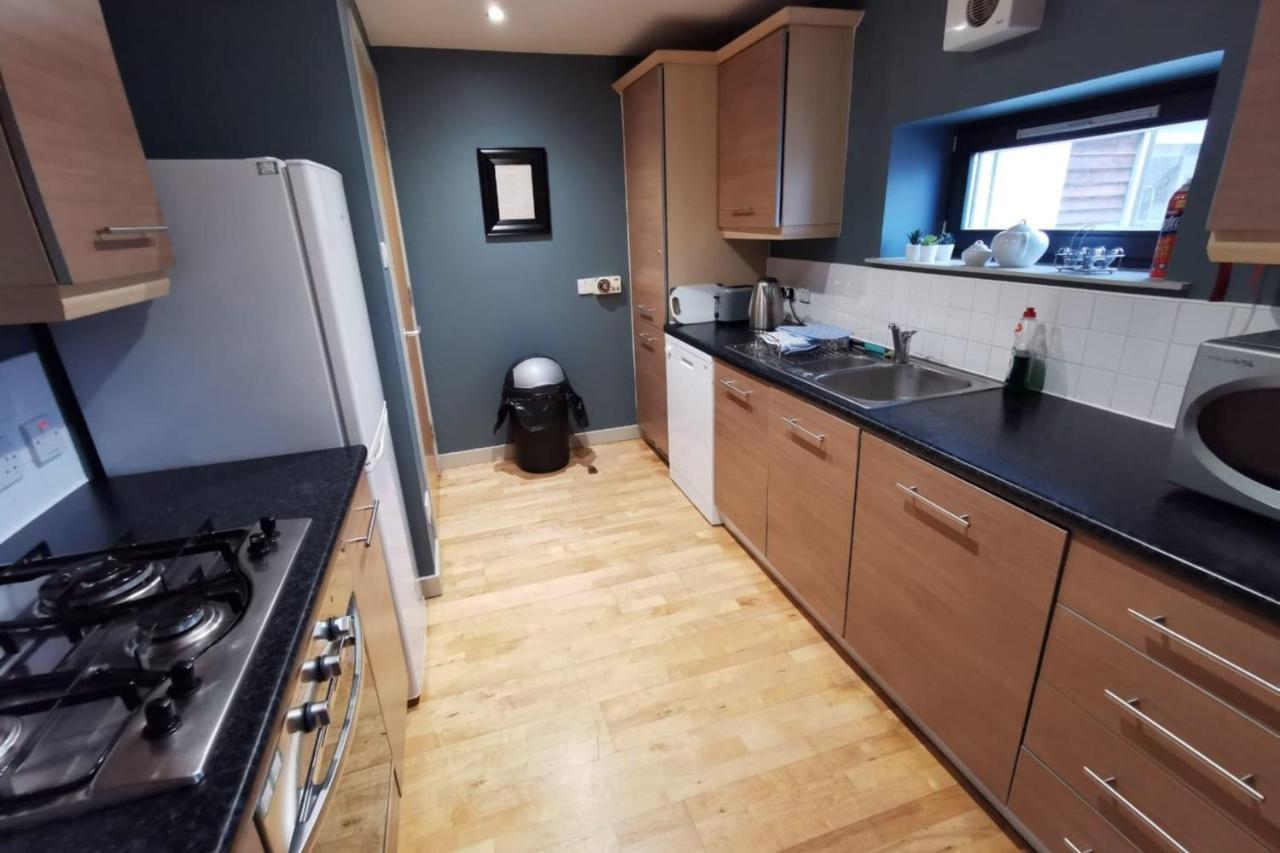 Bright Modern - Royal Mile Apartment EDI