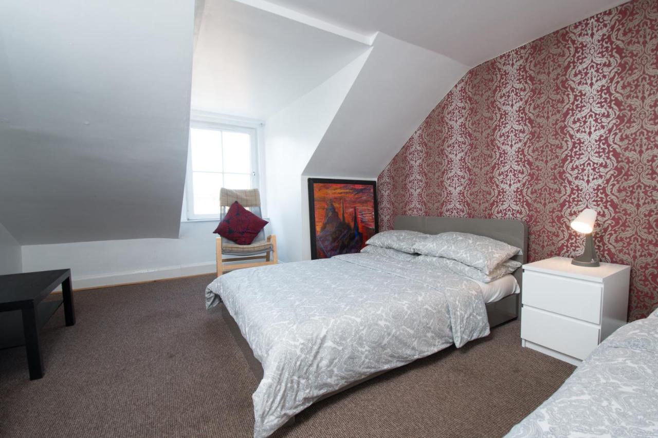 7 Bedroom Townhouse * Edinburgh