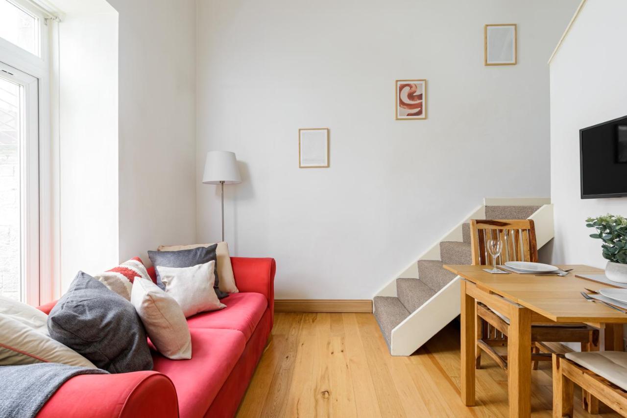 The Old Town Cockburn Apartment *