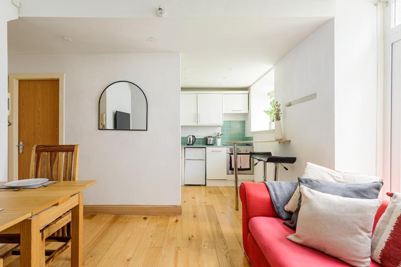 The Old Town Cockburn Apartment *
