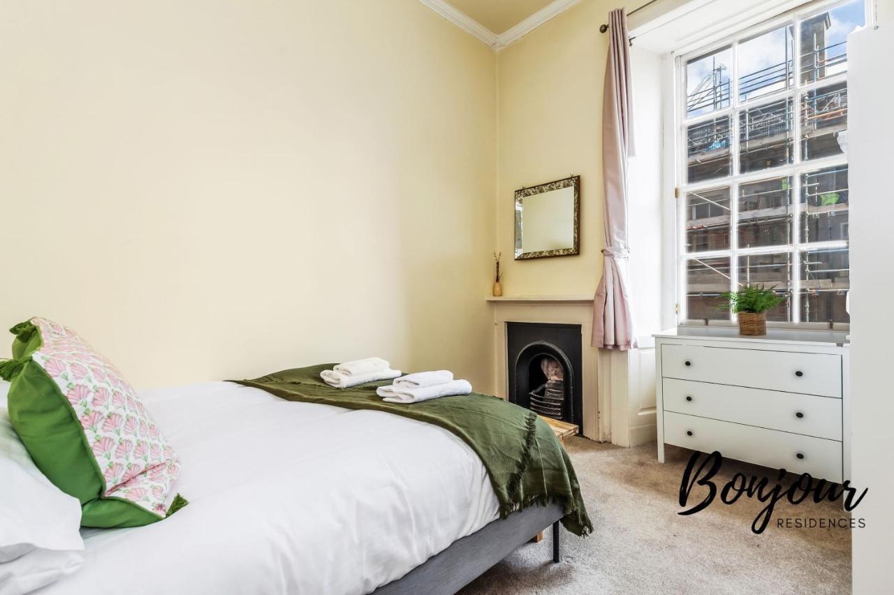 New Town 3br-1ba, St. James Centre - Free Parking By Bonjour Residences * Edinburgh