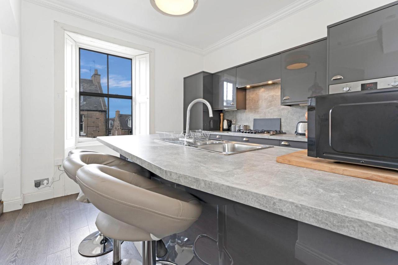 Stunning City Centre Town House City Centre * Edinburgh