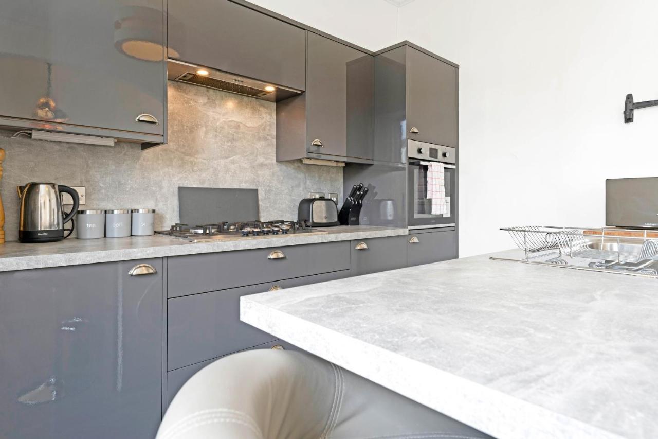 Stunning City Centre Town House City Centre Edinburgh