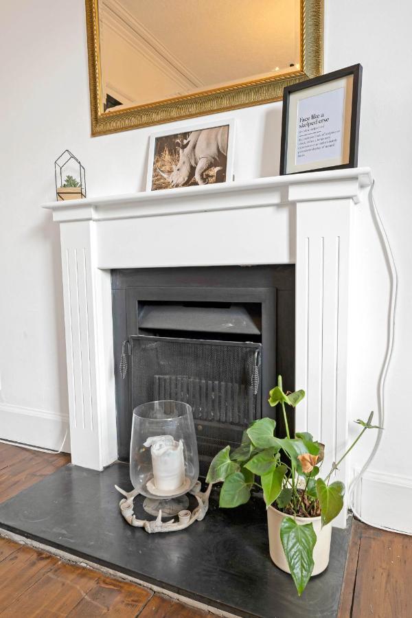 Stunning City Centre Town House City Centre Edinburgh