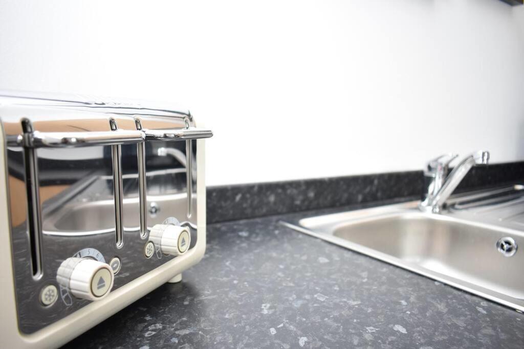 Apartment Modern & Bright 1 Bed For 4 Close To Centre! Edinburgh