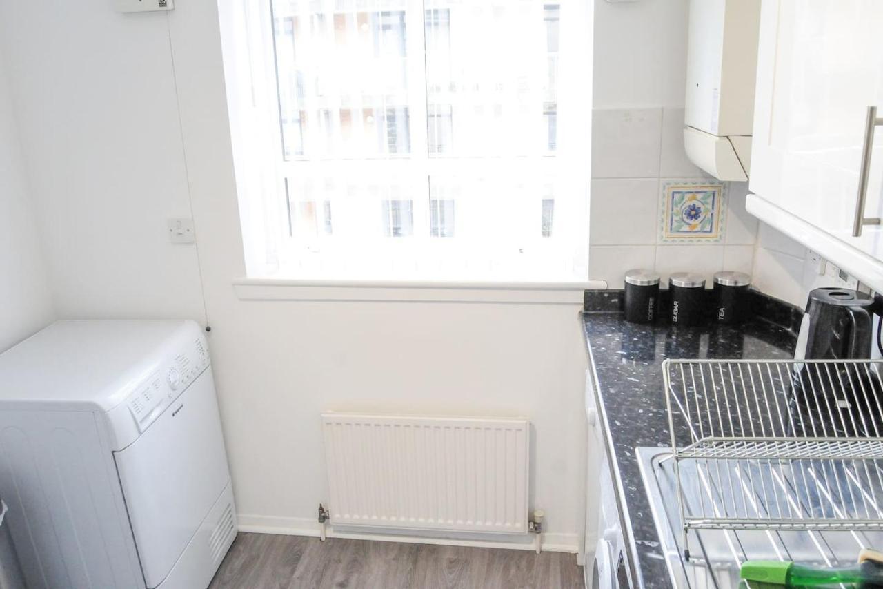Peaceful And Quiet In A Bustling Apartment EDI