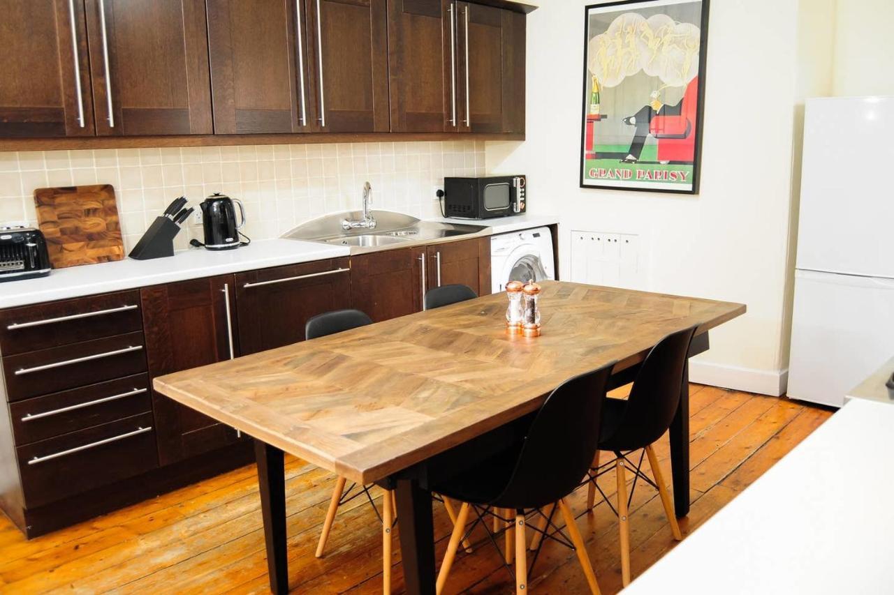 Apartment Beautiful Bohemian 2br Flat In The Cowgate