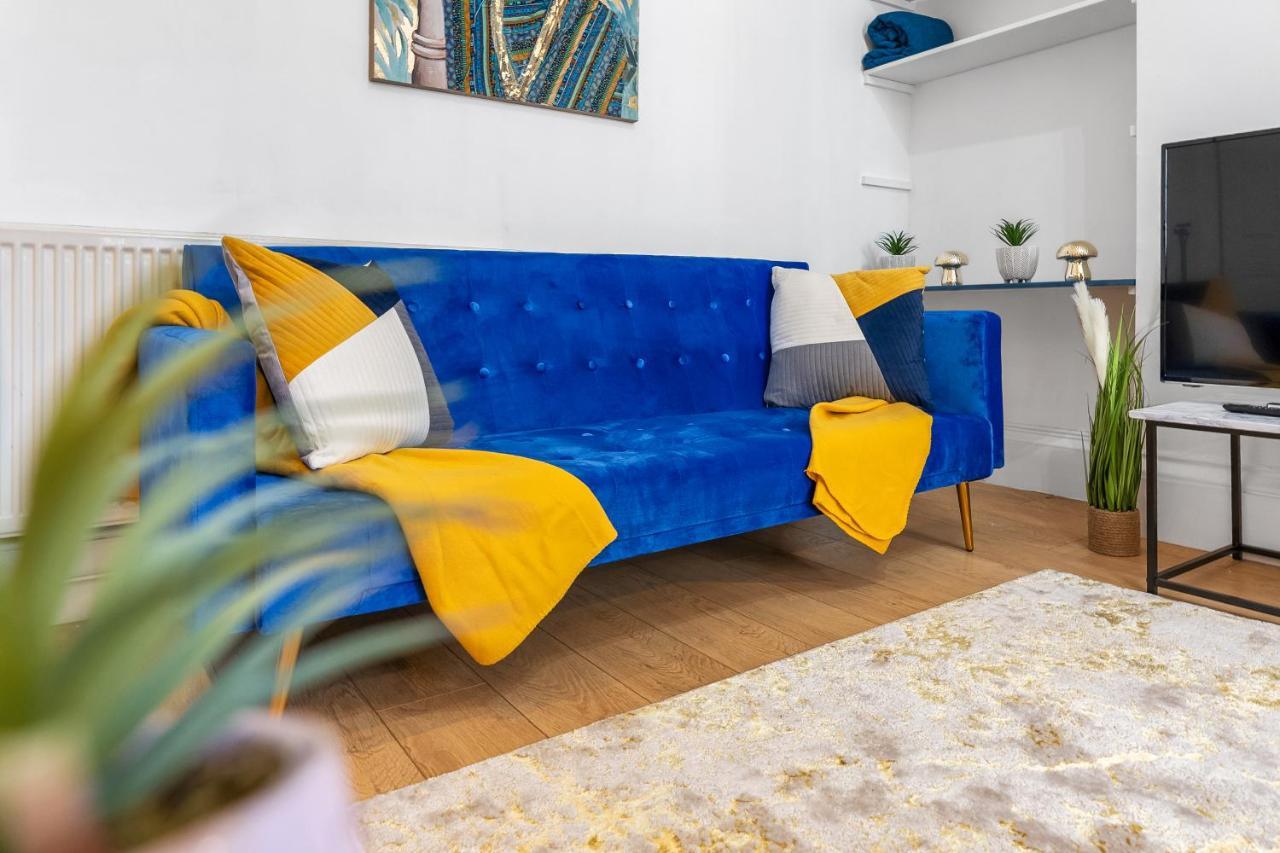 Cosy 1 Bed Main Door In Lovely Leith, Favourite For Tourists, Relocation, Businesses, Long Stays Welcome Apartment Edinburgh