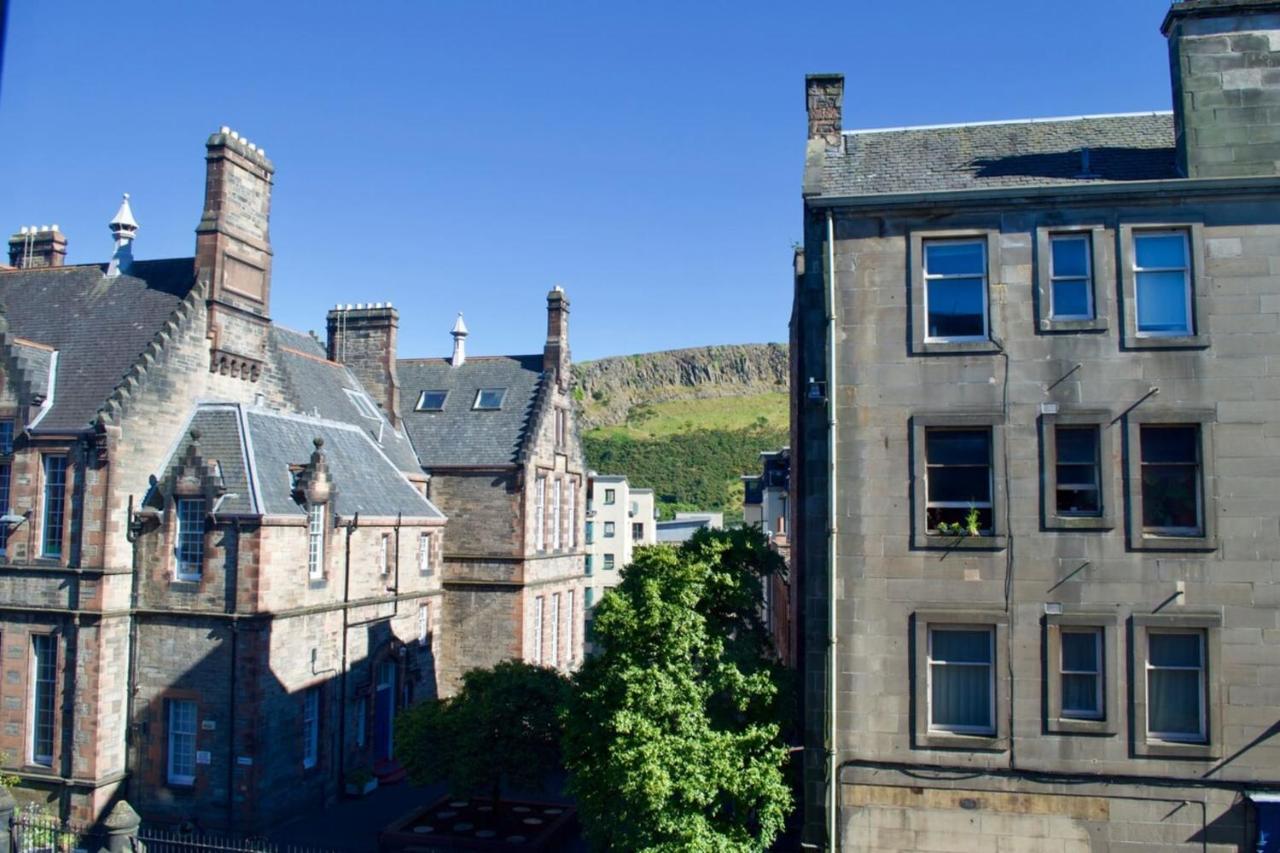 Apartment Central And Spacious Flat - Royal Mile Edinburgh