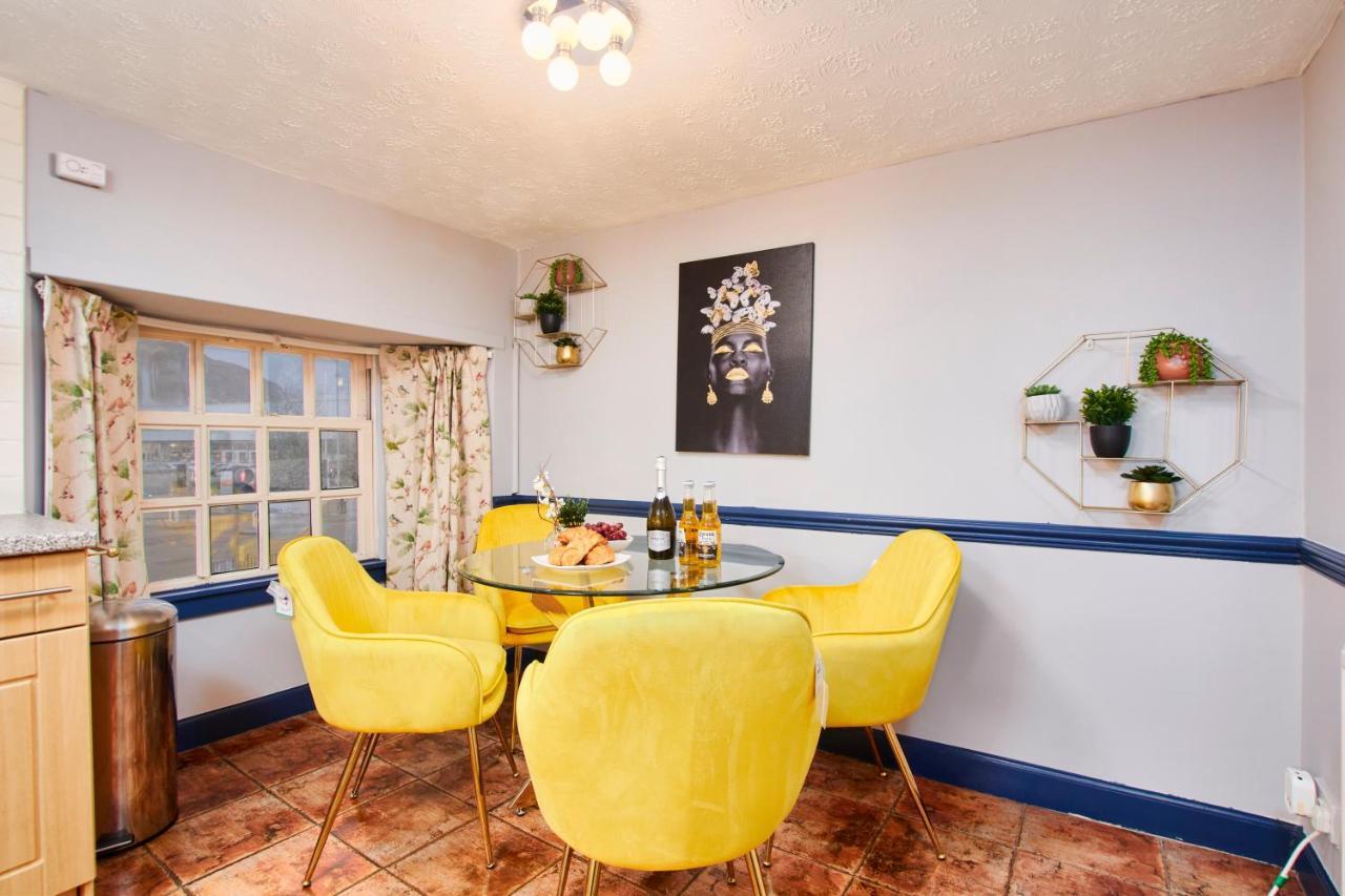 Apartment The Stunning Duplex Sleeps 8