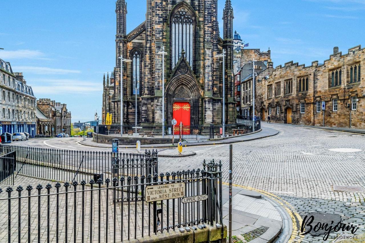 Royal Mile 3br-2ba, 1 Min To Castle - Free Parking & Zip Link Beds By Bonjour Residences *