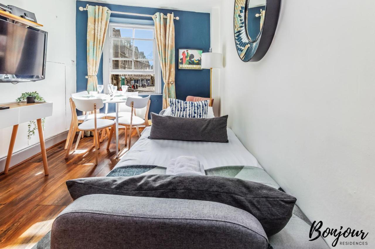 Royal Mile 3br-2ba, 1 Min To Castle - Free Parking & Zip Link Beds By Bonjour Residences Apartment *