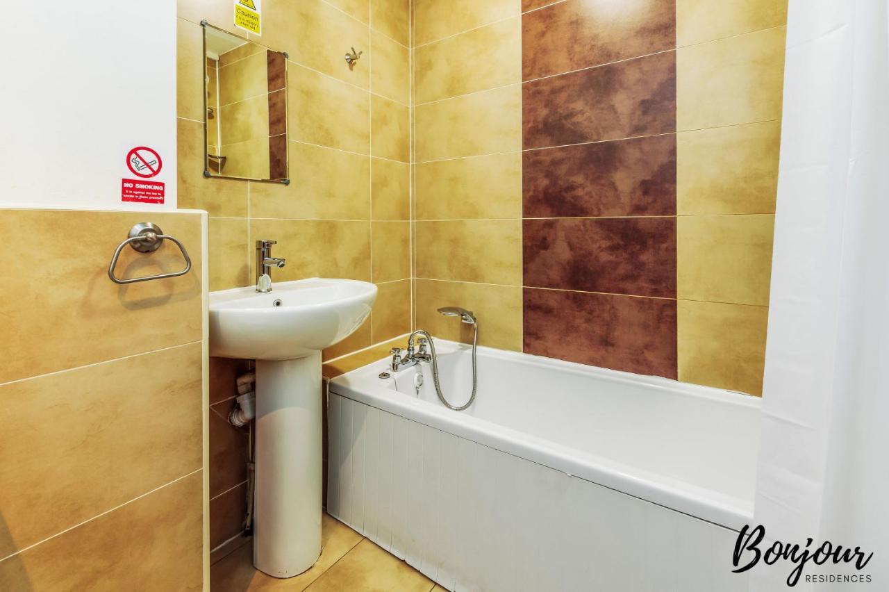 Royal Mile 3br-2ba, 1 Min To Castle - Free Parking & Zip Link Beds By Bonjour Residences * EDI