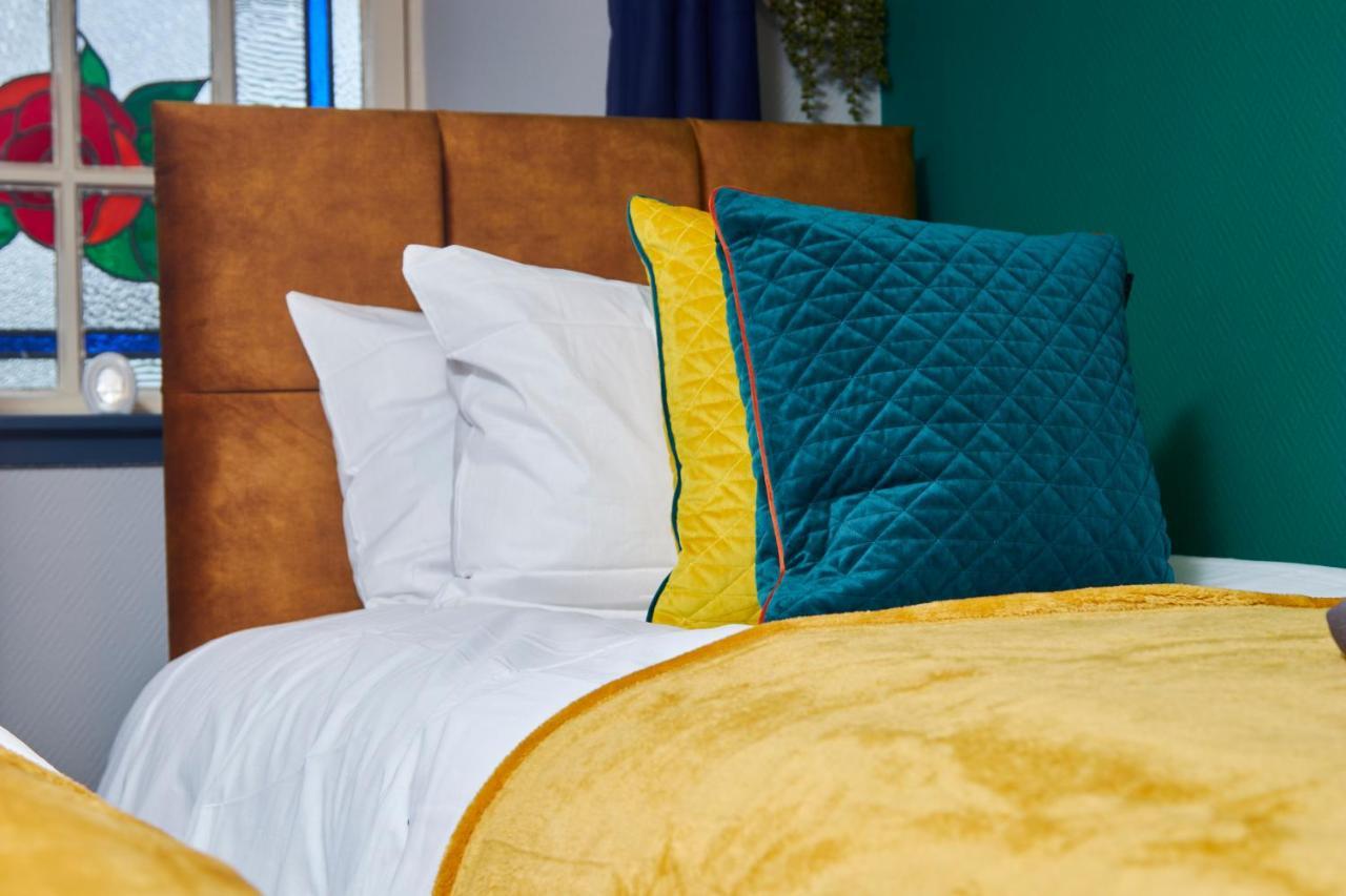 The Exquisite Edinburgh Duplex Sleeps 8 Apartment
