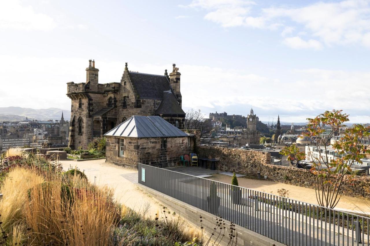 Joivy Observatory House & Edinburgh