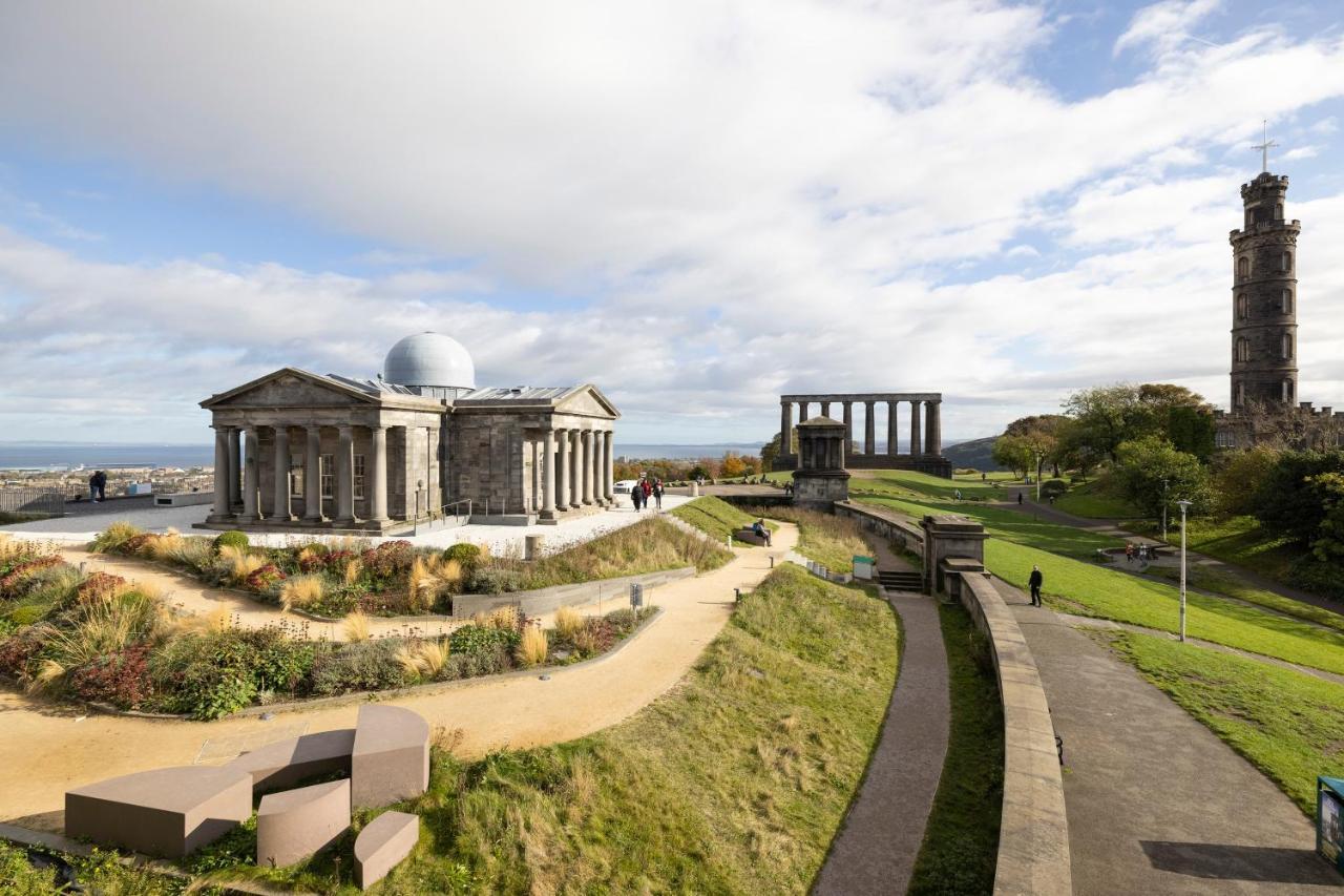 Joivy Observatory House & Holiday home *