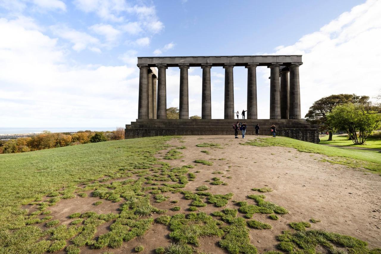 Joivy Observatory House &