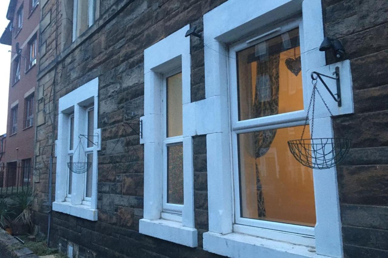 Lovely 1 Bedroom Near Centre *