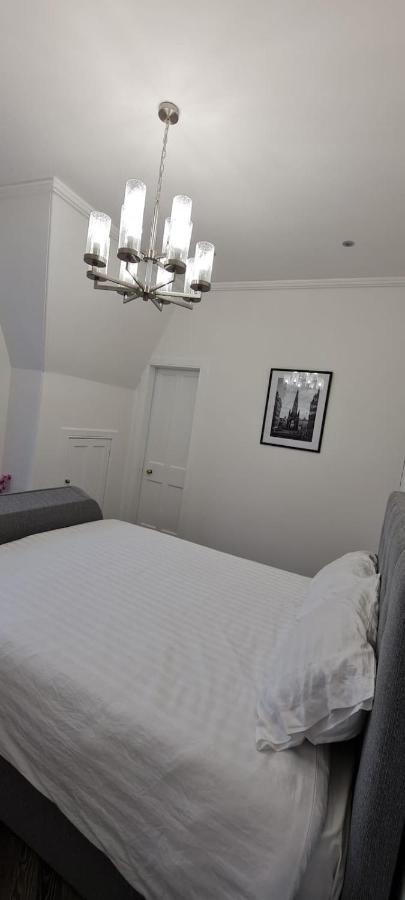 Apartment Castle Terrace 1 Bed Looking Onto Castle - Sleeps Upto 4 Edinburgh