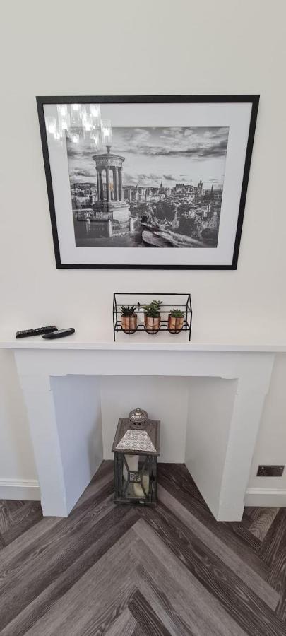 Castle Terrace 1 Bed Looking Onto Castle - Sleeps Upto 4 EDI