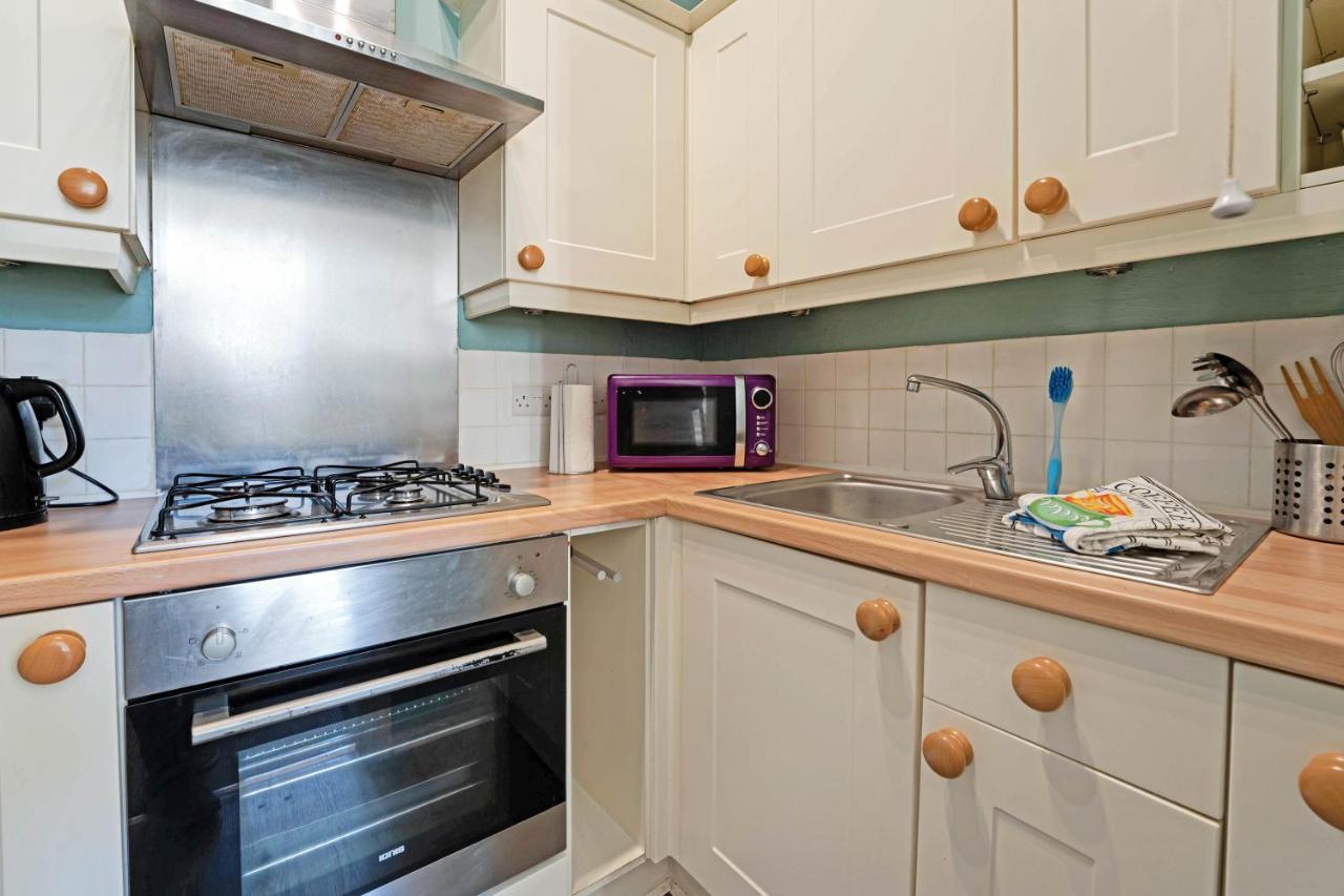 Cozy With Character Logie Main Door Flat Edinburgh