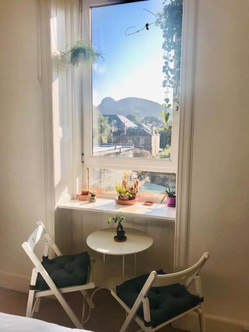 Apartment Cosy 2 Bedroom Flat In *