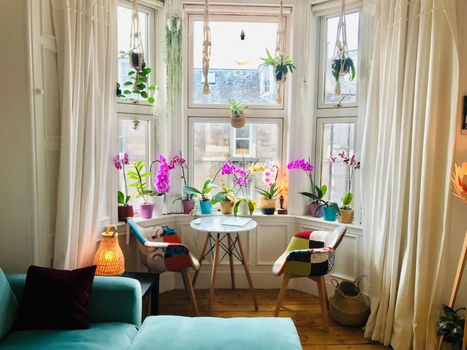 Cosy 2 Bedroom Flat In Edinburgh