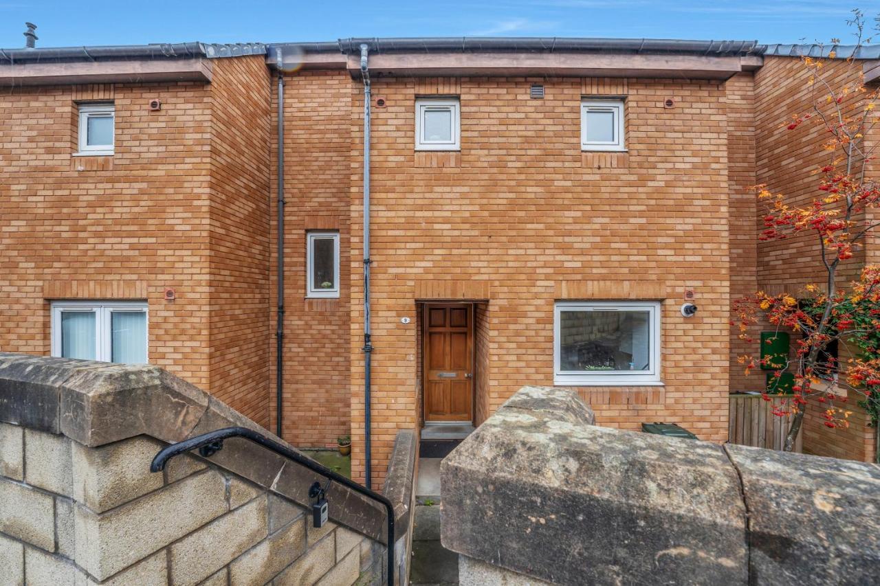 Apartment Spacious 3 Bedroom Modern House - Heart Of - Private Main Door Entrance & Private Garden With Stunning Views Of Arthur Seat EDI
