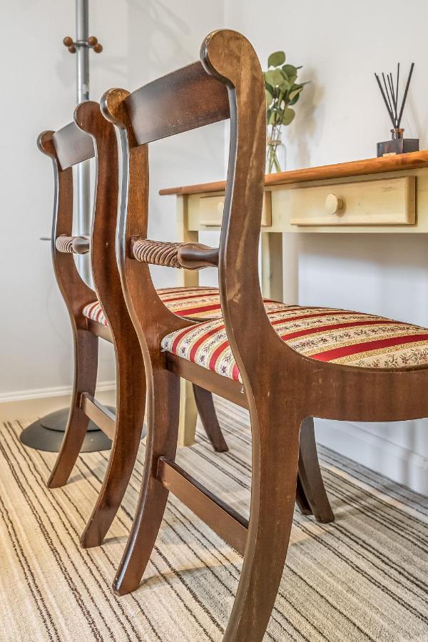 Apartment Spacious 3 Bedroom Modern House - Heart Of - Private Main Door Entrance & Private Garden With Stunning Views Of Arthur Seat EDI