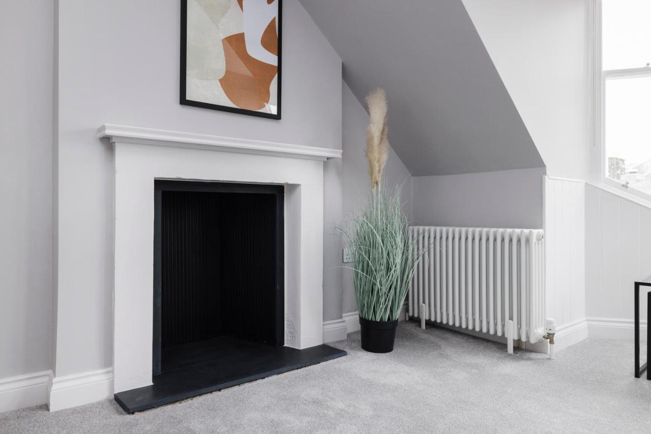 Altido Gorgeous Flat Overlooking Castle * EDI