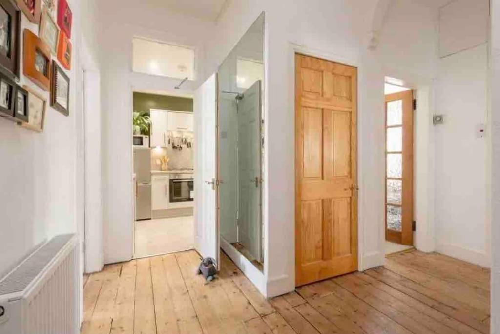 Apartment Cosy 2 Bedroom Flat In