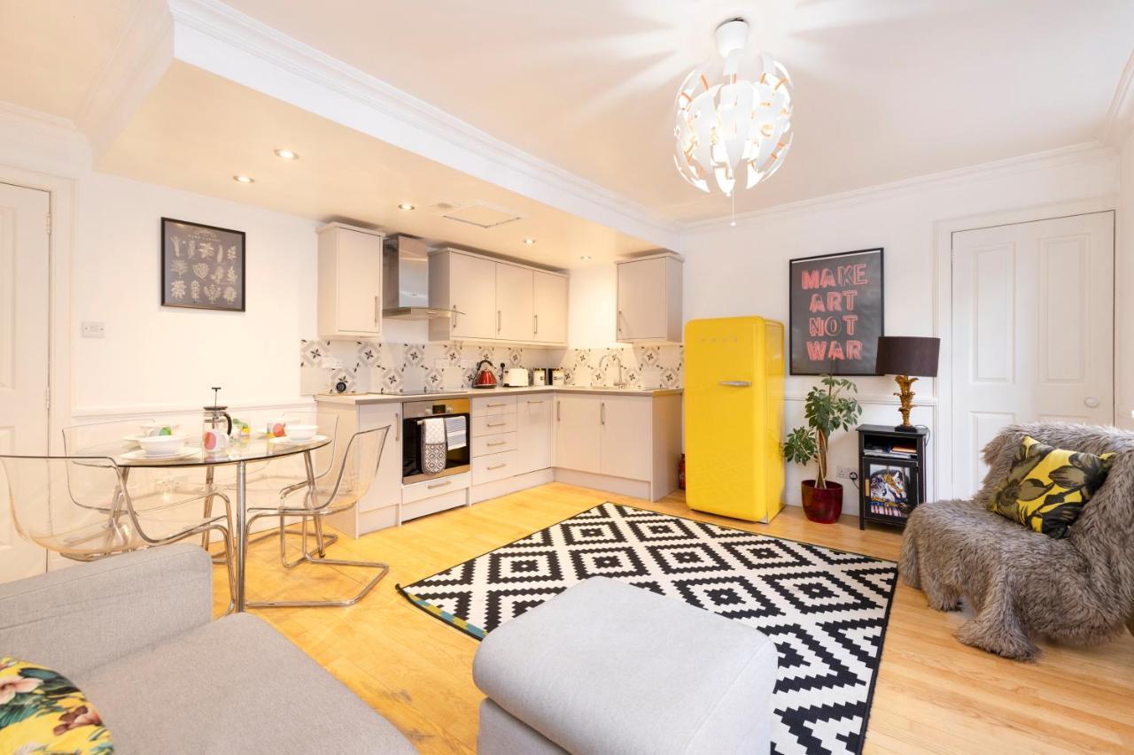 Joivy Charming With Patio Nearby The Castle Apartment Edinburgh