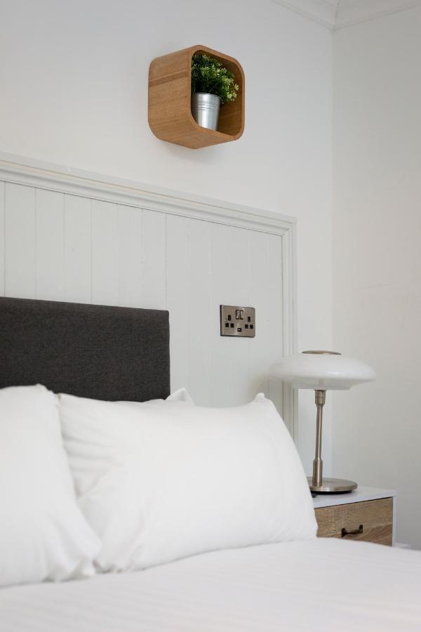 Guest house 48 Gilmore Place Residences