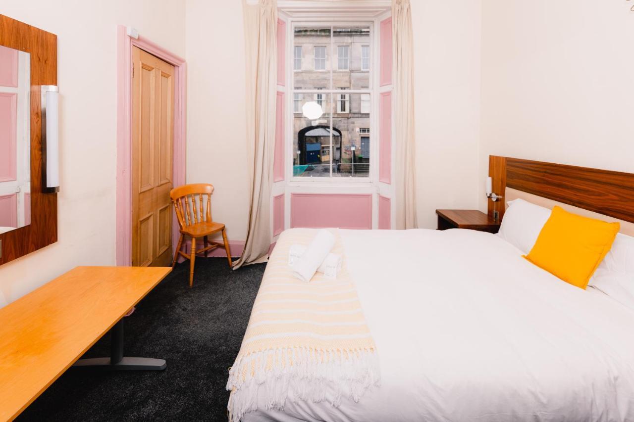 Super Central 4 Bedrooms Apartment By Calton Hill *