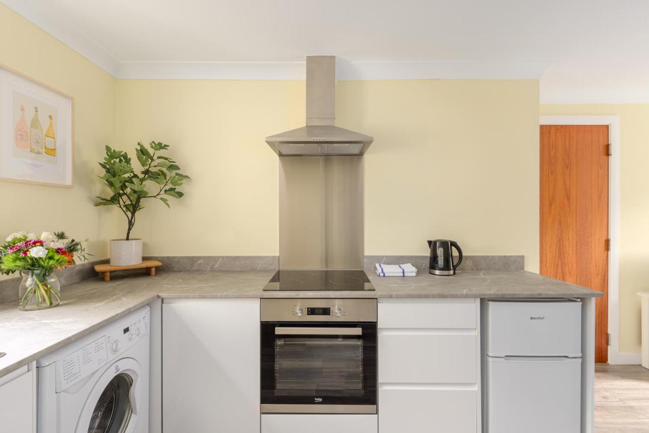 The Dean Village Apartment - Free Parking Apartment *