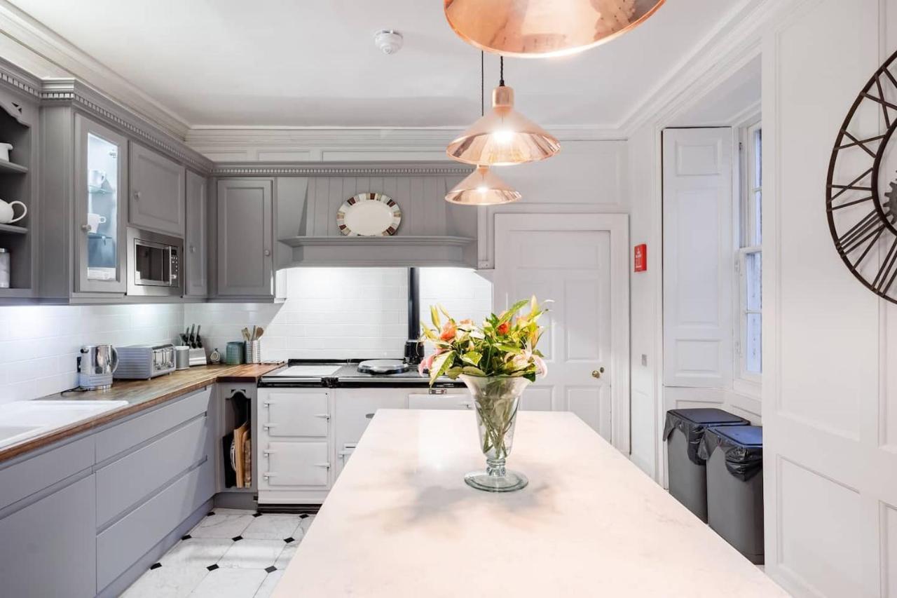 Holiday home Drylaw House, Grade A Listed Mansion Near Centre