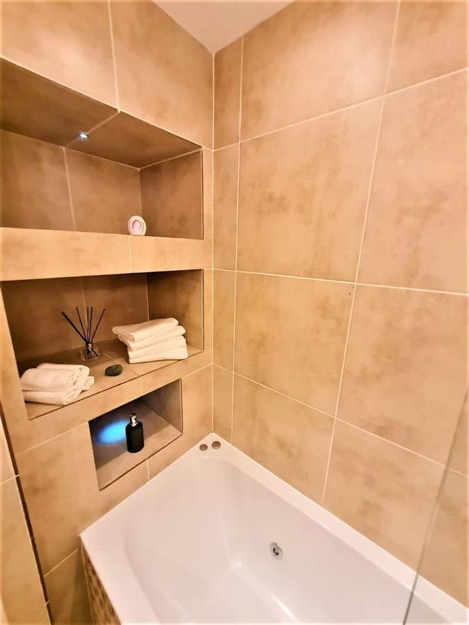 Apartment Luxury Scottish In Peaceful Meadows Park