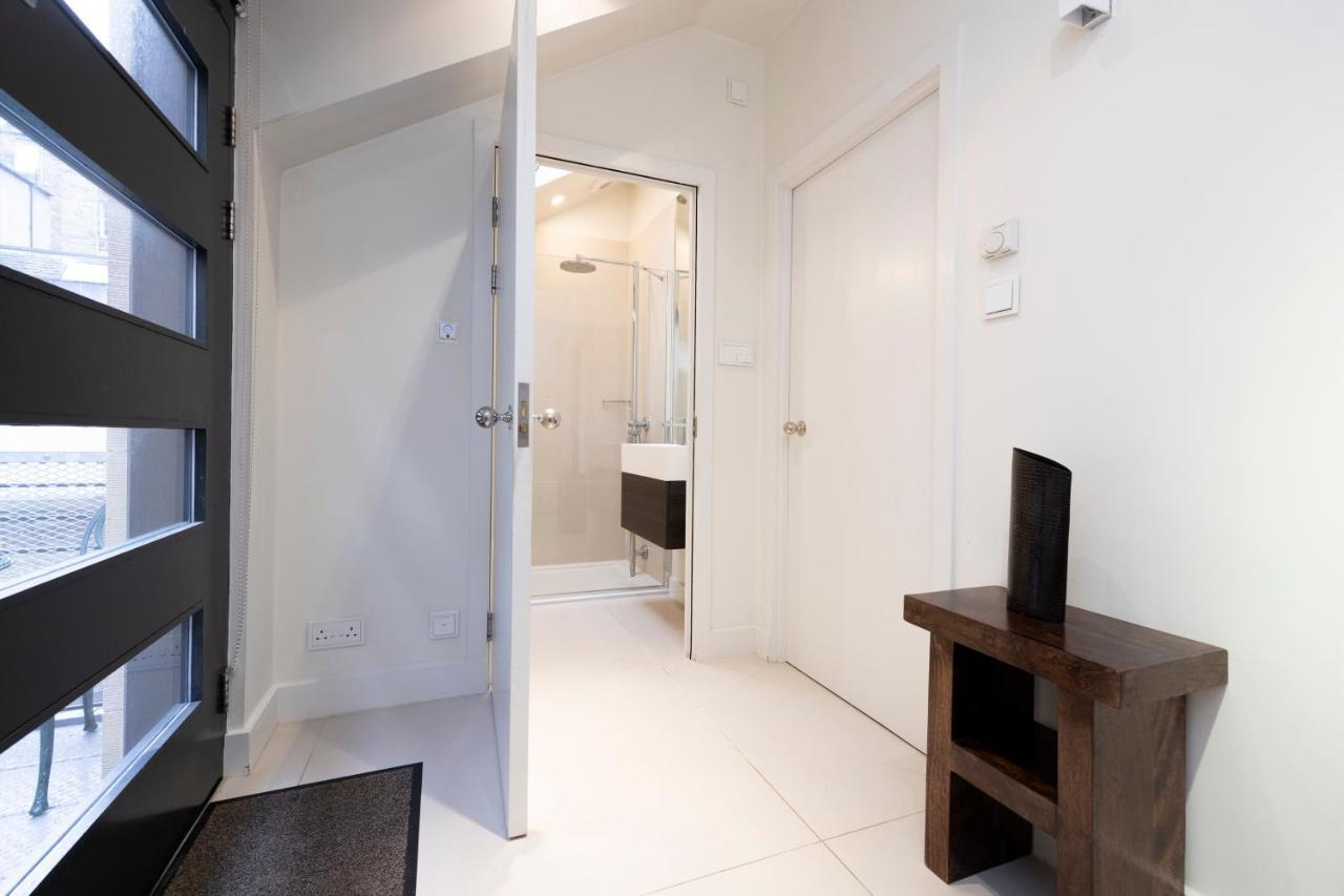 Joivy Contemporary And Vibrant 1br Flat Near Princes Street * Edinburgh