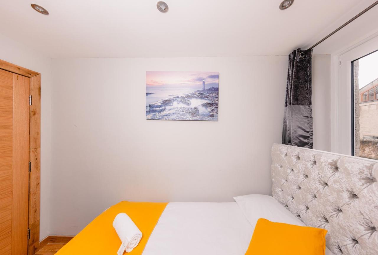 Apartment Superb Luxury Quality Central Apartment On Canal