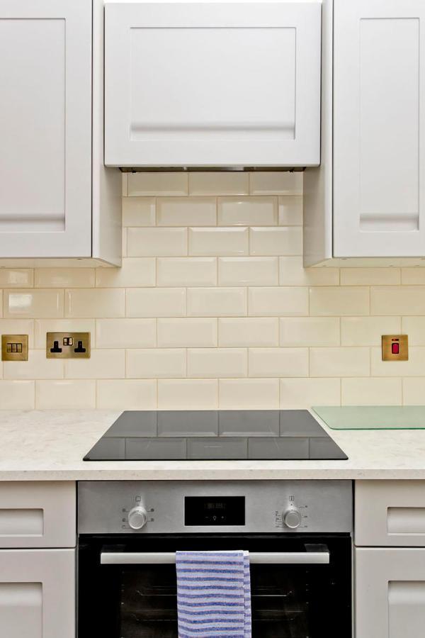 Apartment Newly Reno'd 2 Bed With Free Parking EDI
