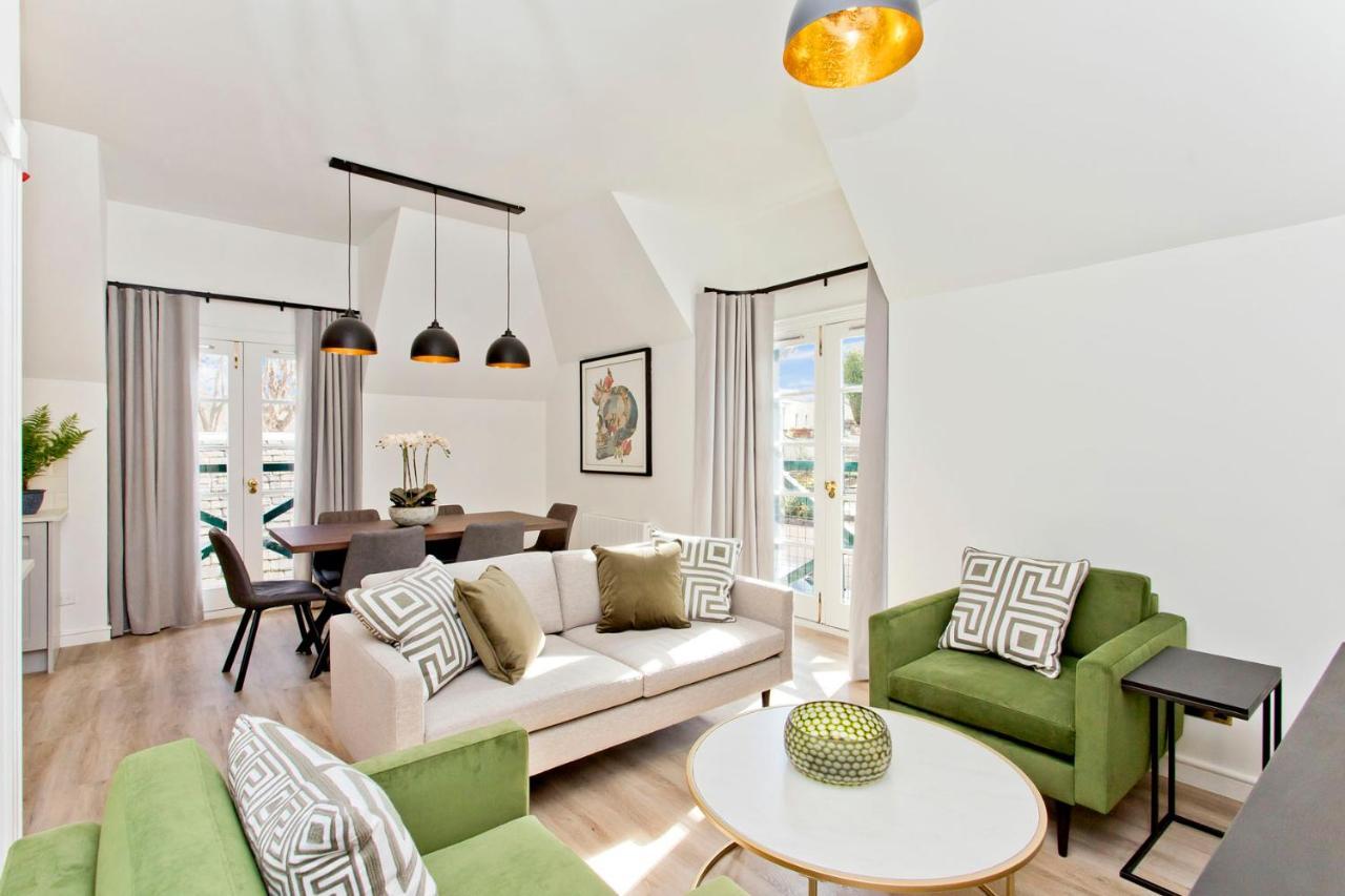 Newly Reno'd 2 Bed With Free Parking EDI