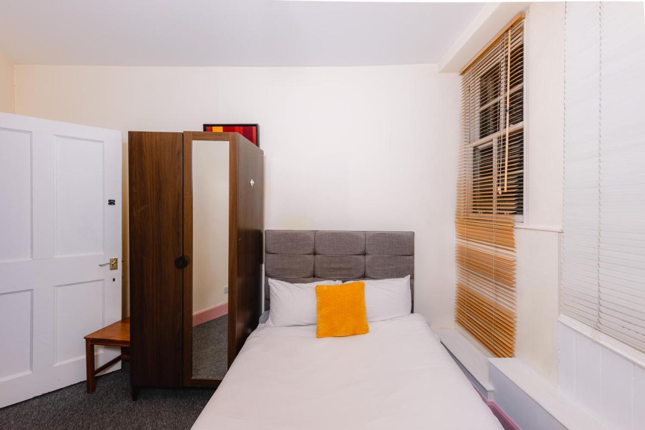 Apartment Super Central 4 Bedrooms Apartment By Calton Hill EDI