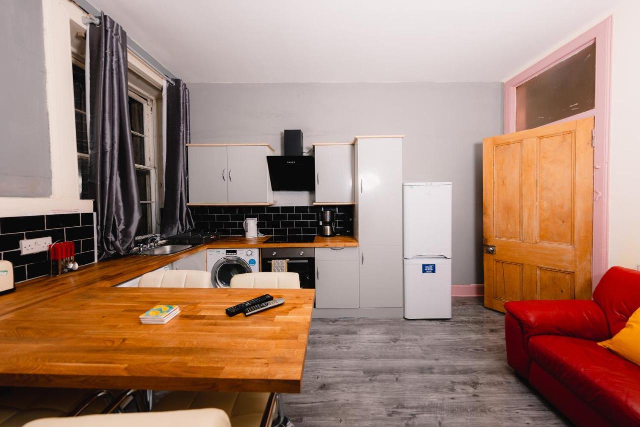 Apartment Super Central 4 Bedrooms Apartment By Calton Hill