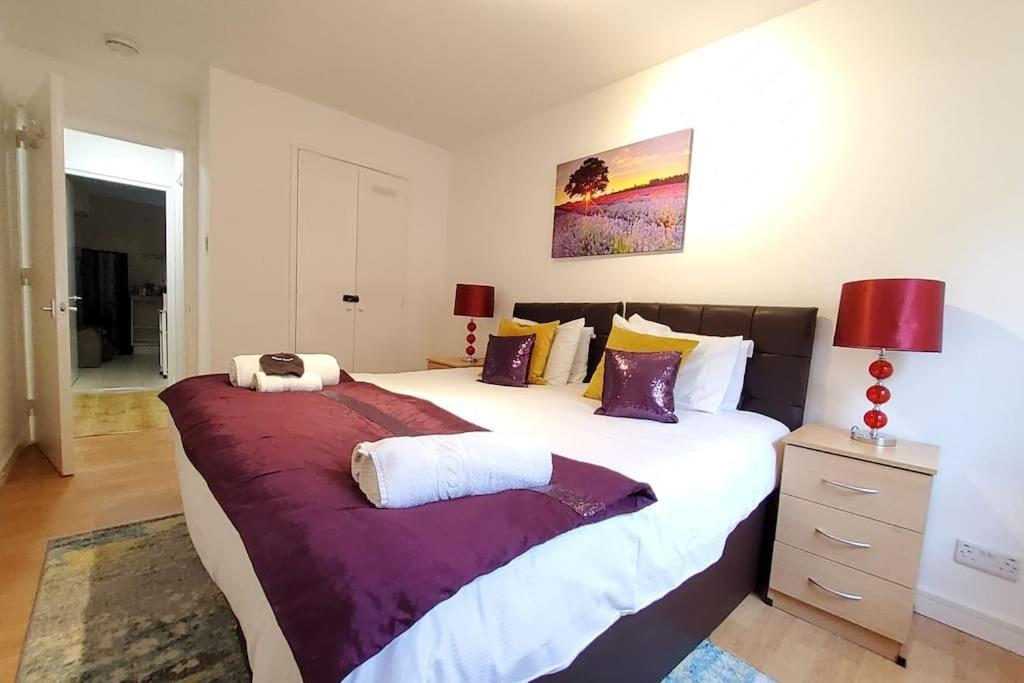Sleeps 6 On Separate Beds, 4 Smart Tvs, Netflix * Edinburgh