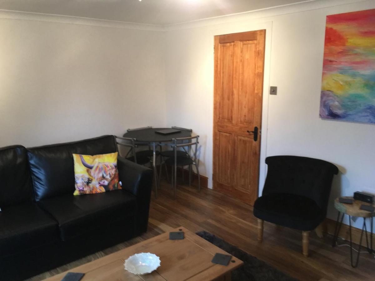 Apartment Drum Brae