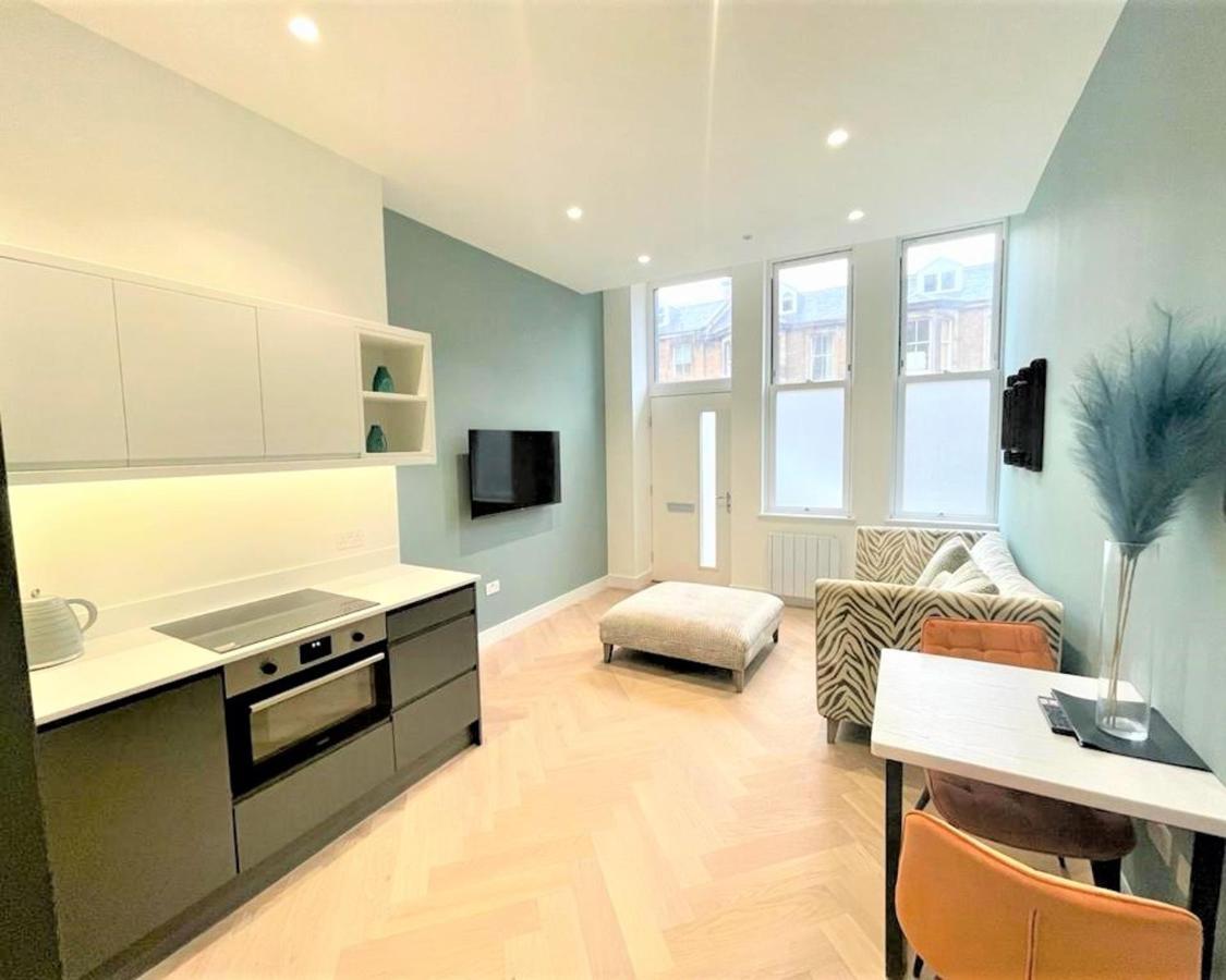 Apartment Trendy And Newly Reno'd 1 Bed Nr The Meadows *