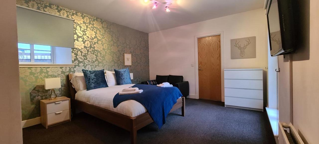 Pass The Keys Spacious 3beds Flat Near Centre - Free Parking Edinburgh