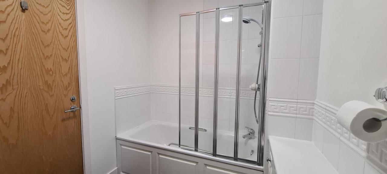 Apartment Pass The Keys Spacious 3beds Flat Near Centre - Free Parking Edinburgh