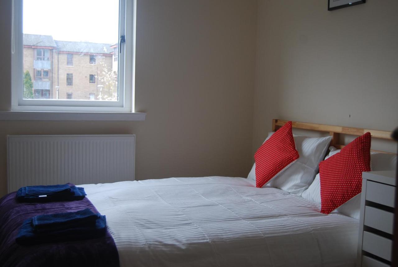 3 Bed Flat Close To And The Meadows * Edinburgh